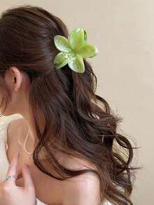 3个/1个 3.0英寸/2.99英寸 绿色、洋红色、浅粉色花朵造型可爱塑料发夹，时尚、优雅、简约，适合日常、休闲、派对、通勤、度假、马尾辫、发髻等各种发型，也可用于化妆、服装搭配。发夹、发爪、发卡、发夹、发卡、发爪夹，是学习用品、大学秋冬季女性发饰的理想之选。 - 彩色 - 查看 10