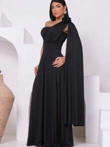 Women's Long Party Dress, One Shoulder, Draped With Slit – Elegant Fluit Fabric For Bridesmaids, Weddings, And Graduations – One Size Fits All. Elegant Asymmetrical Party Dress For Weddings. - 黑色 - 查看 1