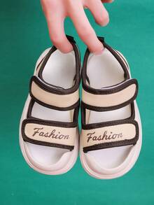 1 Pair Unisex Flat Cute Closed Toe Sandals, Soft Sole Non-Slip Baby Toddler Beach Shoes, Suitable For Summer - Brown - View 5