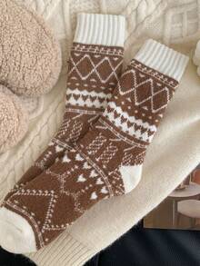 5双装女士复古菱形图案抓绒袜，加厚保暖，适合秋冬季节，户外防寒