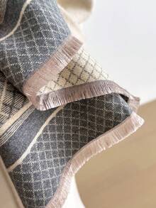 1pc Faux Cashmere Minimalist High-End Horse Pattern Jacquard Warm Scarf For Women, Suitable For Air-Conditioned Rooms, Fashionable & Versatile Neck Warmer, Ideal Gift For Autumn/Winter - Grey - View 4