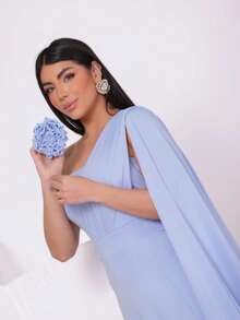 Women's Long Party Dress, One Shoulder, Draped With Slit – Elegant Fluit Fabric For Bridesmaids, Weddings, And Graduations – One Size Fits All. Elegant Asymmetrical Party Dress For Weddings. - 淺藍色 - 查看 4