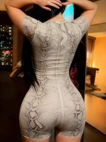 Fashionable Women's European And American Style Floral Print Sexy Bodysuit, Tight-Fitting Jumpsuit For Spring/Summer