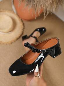 Classic Red Mary Jane Shoes For Women, Retro Style Leather Flats - Black - View 1