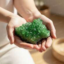 1pc 1pc Natural-Looking Green Geode Cluster - Solid Crystal , Handcrafted Deep Emerald-Green Interior | Elegant Home Decor, Jewelry Making, Unique Gift For Birthdays, Anniversaries, Housewarming | Durable Crystal Decoration - Green - View 11