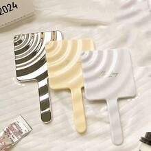 Espelho de mão com alça para maquiagem, espelho de mão portátil e charmoso, ideal para barbear, viagens (para homens e mulheres), espelho de mão com laço para customização, quadrado, prateado, com efeito ondulado, mini espelho de mão de luxo com alça dupla face e luz para maquiagem, perfeito para presentes e para estudantes em dormitórios. - Multicolorido - Ver 6