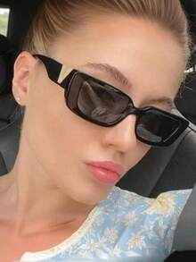 1pc Unisex Style Chic Cat-Eye Fashion Glasses - Luxury V-Shaped Design, Anti-Glare Lens, Lightweight PC Frame For Perfect Driving And Fashion - Black - View 4