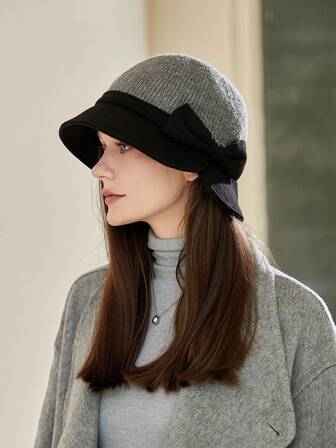 1pc Women's New Fashionable Rhinestone Knitted Hat, Vintage Solid Color, Face-Flattering, Warm & Windproof, Versatile Beanie For Autumn/Winter Cold Weather Outfit Women