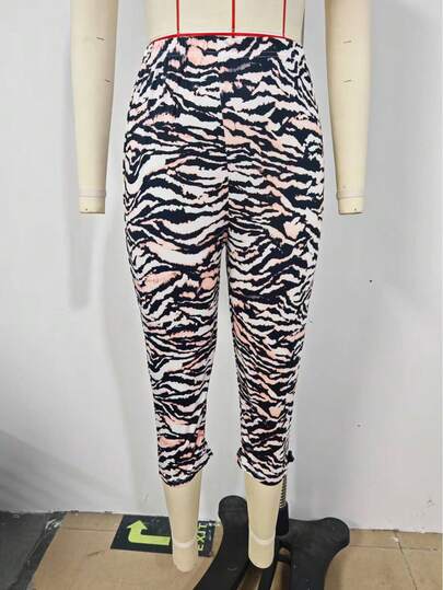 Kvinnors vår St. Patrick's Day Zebratryck elastiska tighta leggings, sexiga utomhussportspassade byxor i 3/4 längd