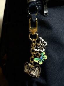 极简油滴蝴蝶心形钥匙扣，合金材质，适合女性、耳机盒、包包、墙面装饰