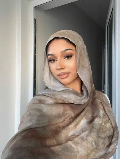 1pc Women's Scarf Bohemian Watercolor Chiffon Headscarf, Muslim Hijab Suitable For Daily Wear, Autumn