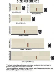 1 片硅胶厨房地垫，每块地垫均采用密集的竖条纹纹理，不同地垫之间的条纹密度或排列方向略有不同，饰以棕色小长方形点缀，风格简约清新，偏向北欧/极简主义设计，厨房地垫