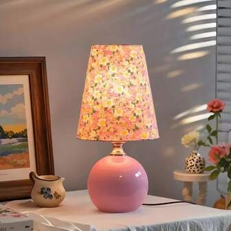 Lámpara de escritorio de cerámica con forma de hongo, alimentada por USB, con una suave luz cálida que crea un ambiente acogedor. Perfecta como regalo para mujeres, decoración navideña, regalo del Día de San Valentín, para mesita de noche, escritorio, sala de estar, dormitorio y decoración de oficina en casa. Diseño minimalista y base de lámpara elegante.