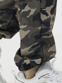 青少年男童休闲时尚春夏工装裤，带口袋、搭扣和迷彩印花 - 彩色 - 查看 4