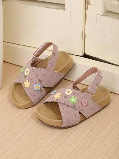 1 par de sandalias de playa abiertas con diseño floral lindo para niñas, chanclas planas casuales con tiras cruzadas para uso al aire libre