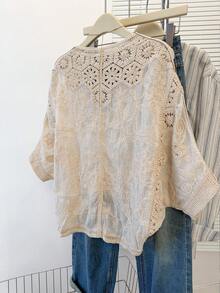 JIANHU 小号波西米亚风钩针开衫 - 浪漫花卉与几何蕾丝罩衫，适合度假和日常穿着 | 轻盈 V 领纽扣针织衫（小号身材完美之选）