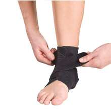 Mueller Adjustable Ankle Support Green/ Black One Size Fits Most - como en la foto - Ver 5