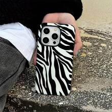 Fashionable Zebra Striped Phone Case - Striking Black And White Stripes