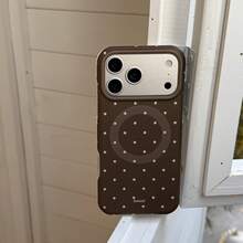 复古哑光纹理棕白波点磁吸手机壳，兼容 17 Pro Max/16 Pro Max/15 Pro Max/14 Pro/13，可爱时尚，创意设计，适合秋冬季使用。 - 棕色 - 查看 3