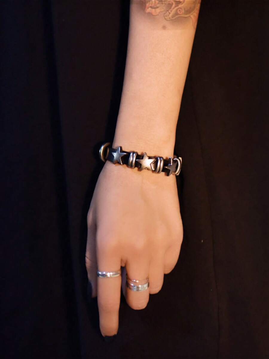 1pc Punk Style Rivet Personalized Fashion Couple Leather Bracelet, Rock Gothic Style Wristband, Suitable For Daily Wear - Black - View 1