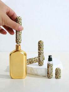 Chai xịt nước hoa 5ml có thể nạp lại - Họa tiết da báo và hoa lá - Bình xịt mini du lịch, thời trang và thanh lịch - Chai nước hoa cao cấp di động - Lý tưởng để sử dụng nước hoa mọi lúc, mọi nơi - Nhiều màu - Xem 5