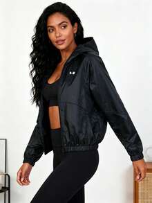 Under Armour Damen Rival Sport Windjacke, Jacke mit Kapuze, Fitness-Training Outfit, 1382698-001