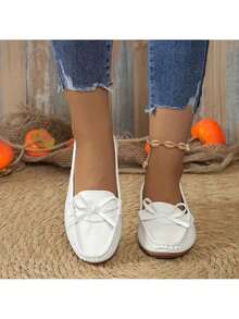 Women's White Bow Loafers - Soft Leather Slip-On Flats, Perfect For Daily & Office WearChic Bow-Accent Loafers For Women - Comfortable White Flats, Versatile With Jeans & Dresses Women's Casual Bow Loafers - Soft Sole Slip-On Shoes, Stylish For Work & Weekend Outfits White Leather Loafers With Bow - Women's Comfortable Flats, For Everyday LooksWomen's Bow Detail Loafers - Easy Slip-On White Shoes, All-Day Comfort For Busy DayS - 白色 - 查看 5