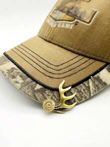 1个耐用合金鹿角帽夹，适用于狩猎和户外探险 - 可调节鹿头设计，金色点缀，是送给父亲和猎人的完美礼物