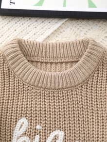 Girls Knitted Sweater With Delicate "Big Sister" Embroidery And White Floral Pattern, Soft And Warm - Khaki - View 3