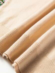 Acelitt Áo len nữ cổ tròn tay phồng bất đối xứng in họa tiết quả mơ, thích hợp cho mùa thu. - Màu be - Xem 9