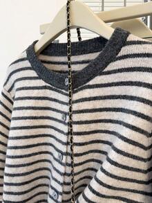 JIANHU 女士灰米色条纹针织开衫 - 舒适宽松毛衣，适合圣诞节、新年假期穿着 - 杏色 - 查看 10