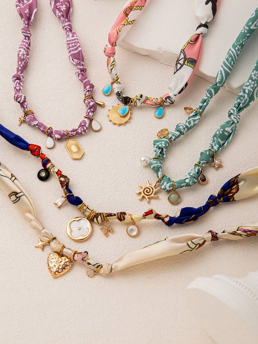 1 chiếc vòng cổ thép không gỉ hình giọt nước hình lục giác mặt trời cỏ ba lá phong cách Bohemian mới, mạ vàng 18k, tôn lên nét quyến rũ độc đáo của phụ nữ, phù hợp để đeo hàng ngày, trang phục dự tiệc và giao lưu, có thể đeo như bùa hộ mệnh, trang phục dự lễ hội âm nhạc. Trang sức dành cho phụ nữ. - màu sắc - Xem 1