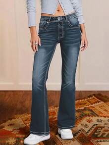 Women's Stretch Flared Jeans - Mid-Rise Double-Button Fly With Embroidered Pockets Bootcut Denim With Tummy-Smoothing & Butt-Lifting Design Curve-Hugging Flared Style For A Sexy Silhouette Essential Piece For Date Night - 中等水洗藍 - 查看 2