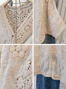 JIANHU 小号波西米亚风钩针开衫 - 浪漫花卉与几何蕾丝罩衫，适合度假和日常穿着 | 轻盈 V 领纽扣针织衫（小号身材完美之选）