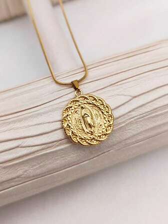 1pc Vintage Portrait Stainless Steel 18K Gold Plated Pendant Necklace, Simple & Fashionable, Durable Color For Women