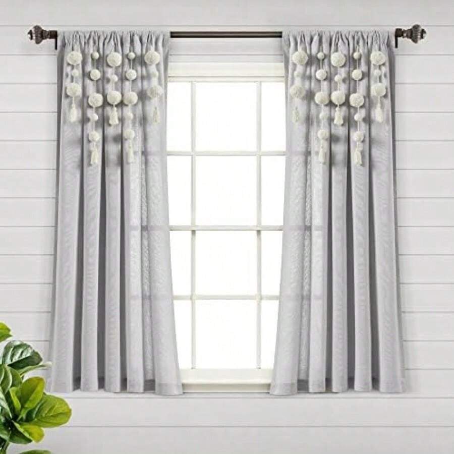 Decor Panel de Cortina de Lino Bohemio con Pompones y borlas (Panel Individual), 84 Pulgadas de Largo x 52 Pulgadas de Ancho, Color Rubor(132.1An x 160Al cm (1 Paneles) Gris claro) - Multicolor - Ver 1
