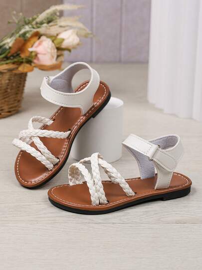 1双女童夏季PU编织带凉鞋，透气轻便镂空休闲沙滩度假鞋，可爱学院风经典款