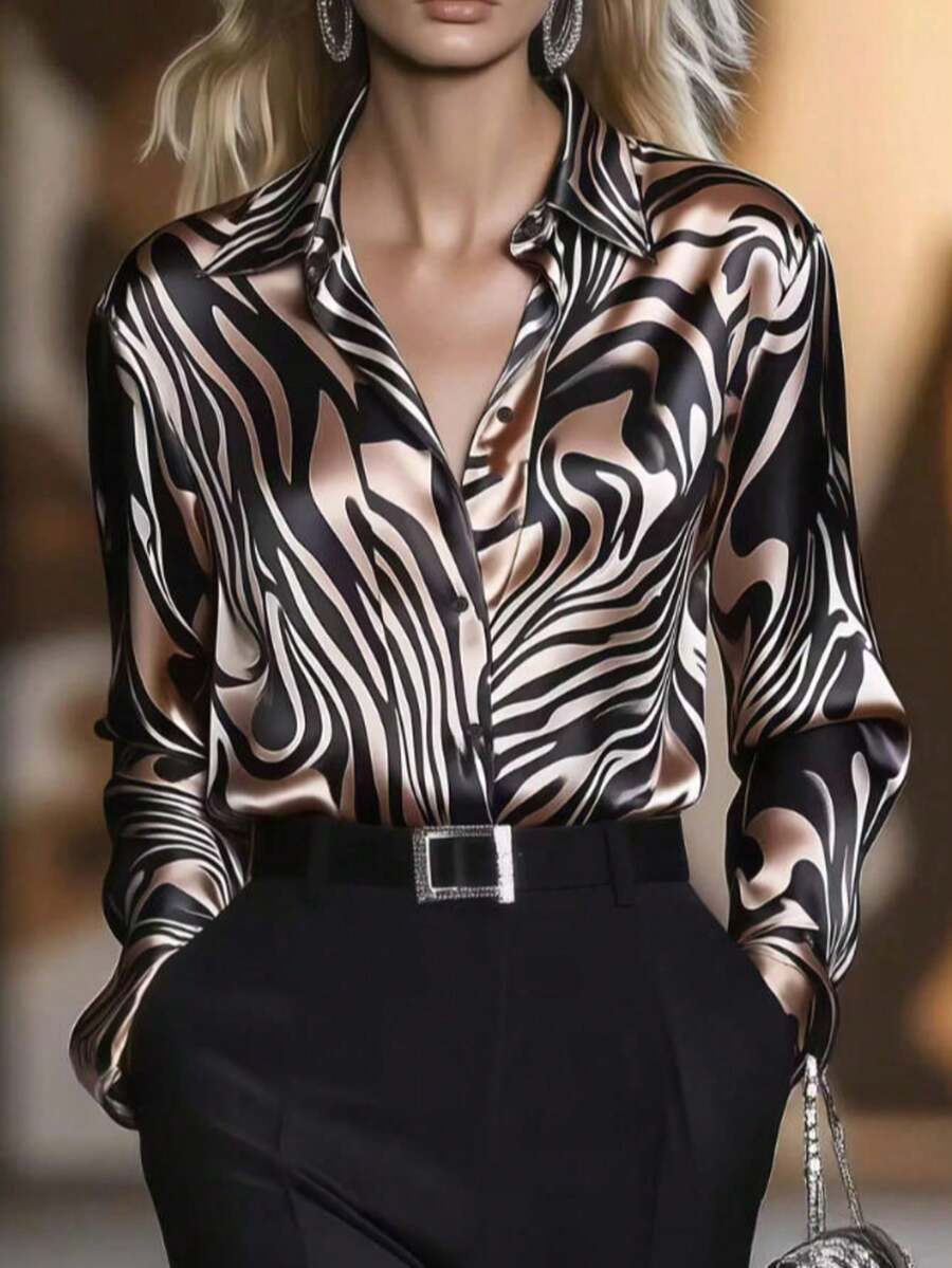 Camisa feminina elegante com estampa de leopardo para o trabalho, estampa total, fechamento por botões, ideal para o escritório e férias. - Preto - Ver 1
