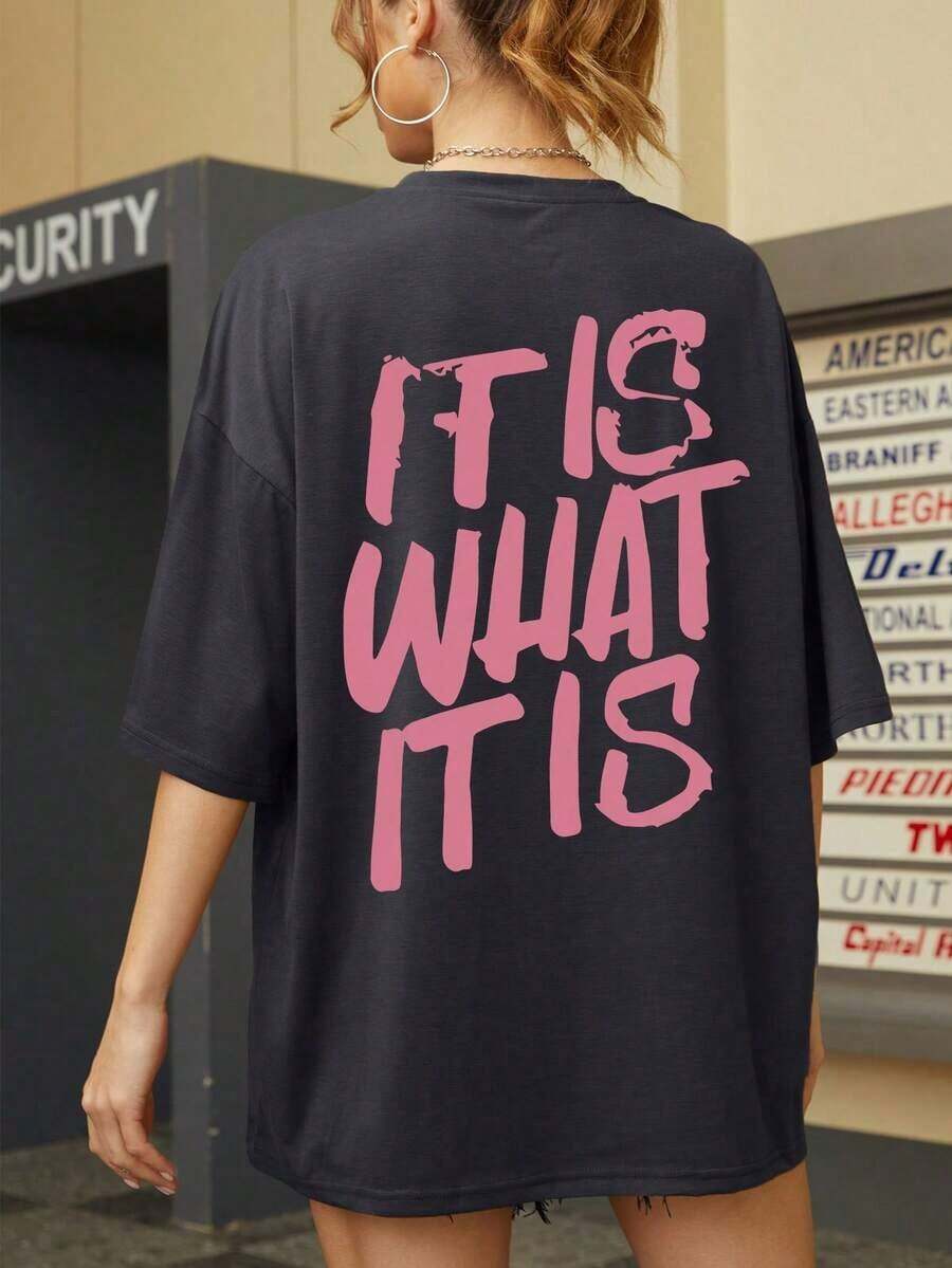 2026LCWomen's Casual Oversized-Shirt - It Is What It Is Letter Print, Loose Round Neck, Double-Sided Design, Short Sleeve, Dark, Suitable SummerCasual Daily Wear Men Shirts,Tees,Mens Clothes,-Shirt,Retro-Shirt,Male And Female Neutral Short Sleeves,Clothes Plus Size,Sweatshirt,Clothes Women,Tops,New Year's Clothing,Womens Tops,Spring,Summer Tops Women,Spring Clothes,Vacation Outfits ,Summer Outfits,Tees Women - 深灰色 - 查看 1