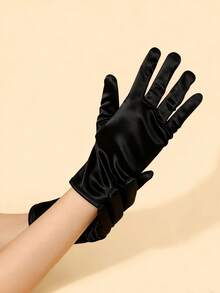 زوج من قفازات شتوية للنساء تعمل على الشاشة اللمسية، قفازات محبوكة بسيطة ودافئة