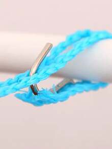 Varal de roupas à prova de vento e antiderrapante, varal retrátil, varal para camping ao ar livre, varal portátil, varal de viagem, varal para camping, varal para uso interno e externo, varal de nylon, varal portátil para pendurar roupas, para camping em ambientes internos e externos, varal universal portátil com ganchos de aço inoxidável.