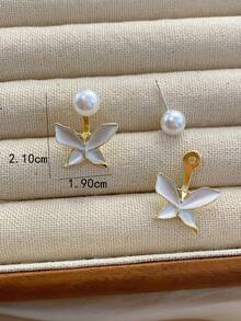 1 Đôi bông tai hình bướm và ngọc trai giả tối giản, thiết kế cá tính, phù hợp cho phụ nữ đeo hàng ngày và trong các dịp lễ. - trắng - Xem 4