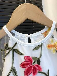 Girls Fashionable Floral Embroidered Tulle Princess Dress, Summer - White - View 3