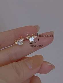 1 Pair Deer Ear Studs, New Year Style, Delicate Design, Snowflake Shaped Earrings - Multicolor - View 5
