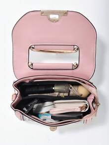 新款时尚百搭女士单肩斜挎包，拼接花卉图案，金属锁扣，复古优雅女士手提包，适合日常通勤、约会、购物等各种场合。 - 彩色 - 查看 9