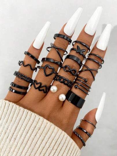 22 Anéis Pretos Elegantes | Banhado a Ouro, Estilo Misterioso e Poderoso | Para Looks Noturnos e Festas