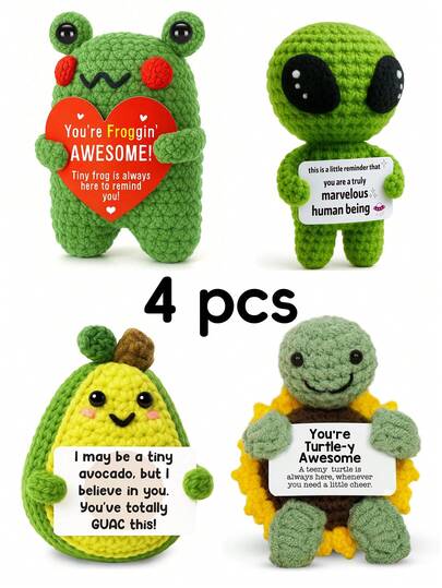 4件套手工钩编桌面装饰品，趣味造型包括牛油果、鳄鱼梨、乌龟、青蛙、外星人、科幻、植物、动物等，是送给闺蜜、姐妹、家人、爱人、女性的绝佳礼物，适合生日、圣诞节、表达感谢等场合。