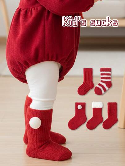 1双加厚儿童节日红色袜子，适合生日、满月、百日庆、中国传统庆典、圣诞节、秋冬季等场合。