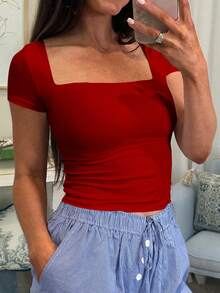 GLAMSKIN 女款春夏基礎款純色方領短袖短版 T-shirt，Y2K 性感修身休閒上衣，日常街頭風紅色 - 紅色 - 查看 10