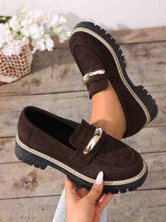 1 Pair Women's Solid Color Business Fabric Metal Chain Loafers, Suitable For Outdoor Wear All Seasons